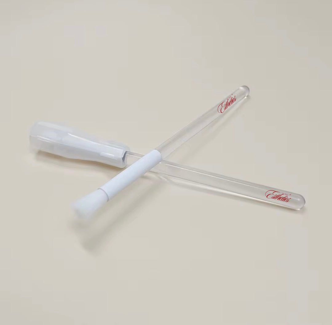 Lash Cleansing Brush with Case